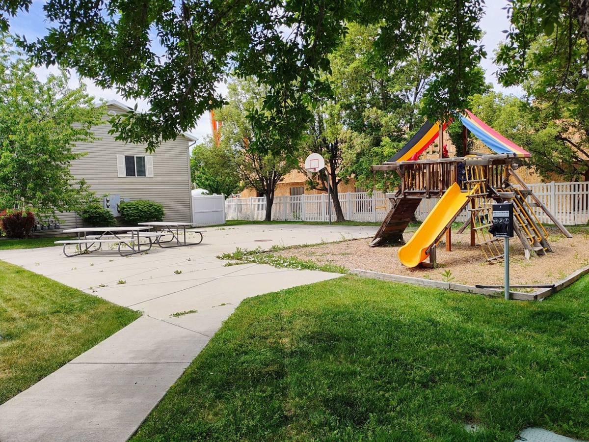 Townhouse for rent at 3470 S 200 E, Salt Lake City, UT 84115
