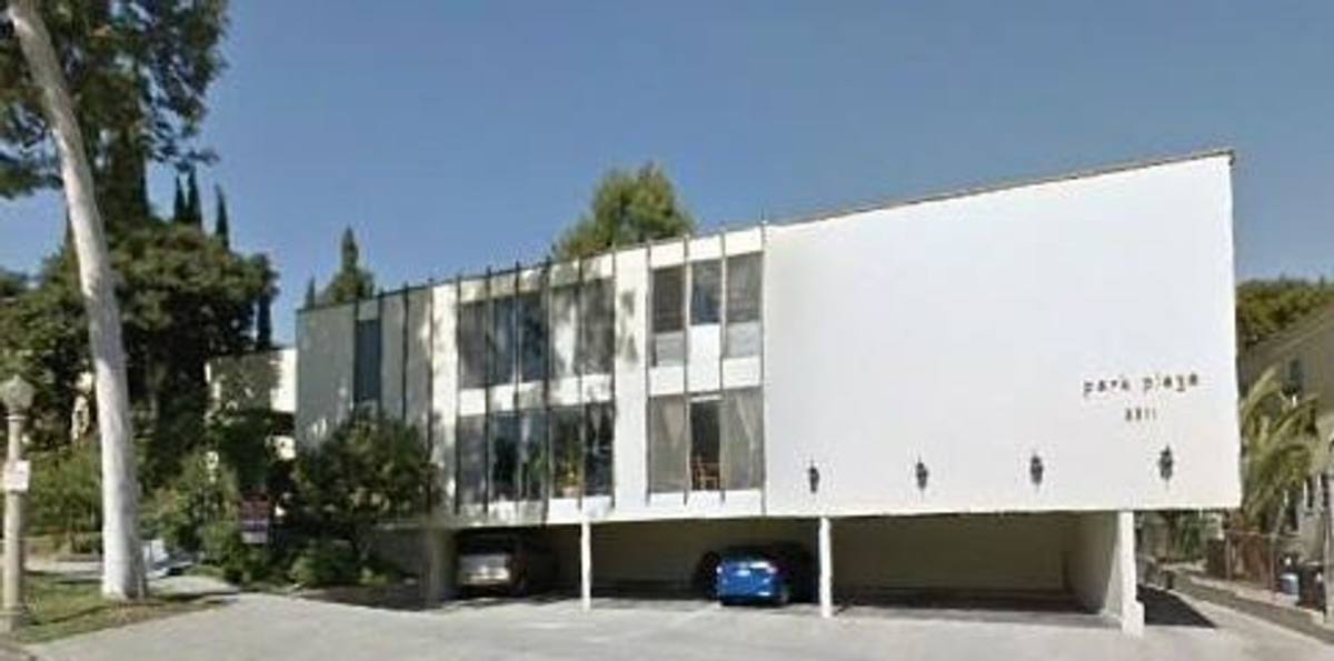 Apartment for rent at 3311 Rowena Ave, Los Angeles, CA 90027