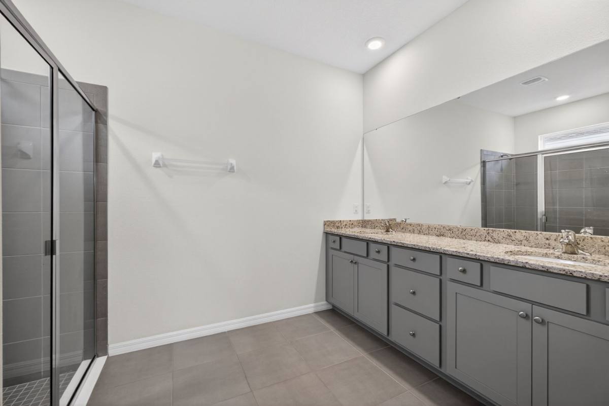 House for rent at 13204 Waterleaf Garden Circle, Riverview, FL 33579