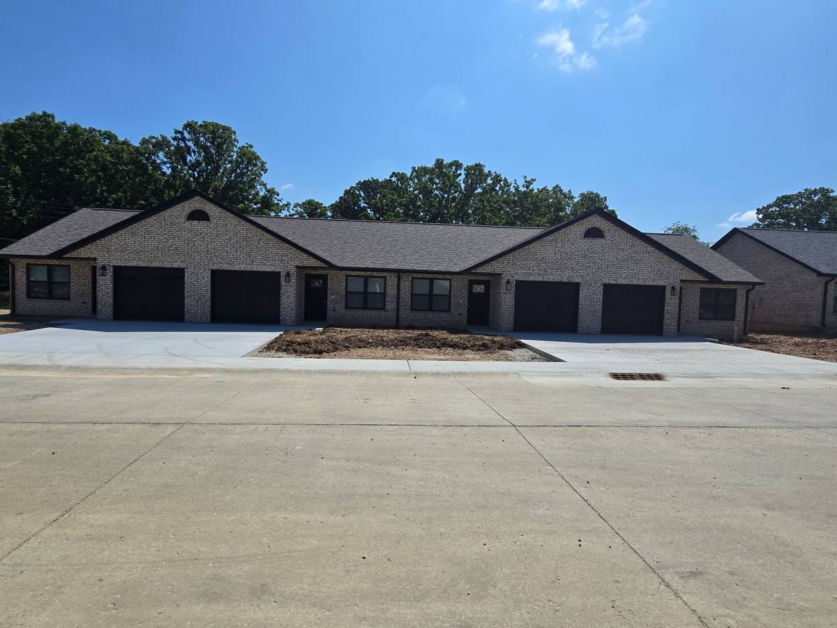 Apartment for rent at 1527 St Maria's, Rolla, MO 65401
