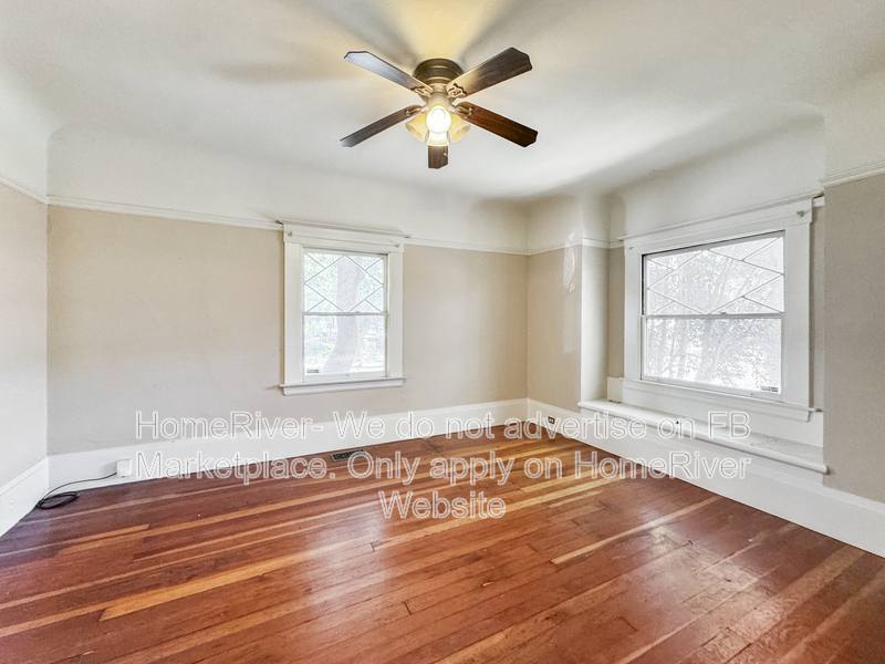House for rent at 2800 F St, Sacramento, CA 95816