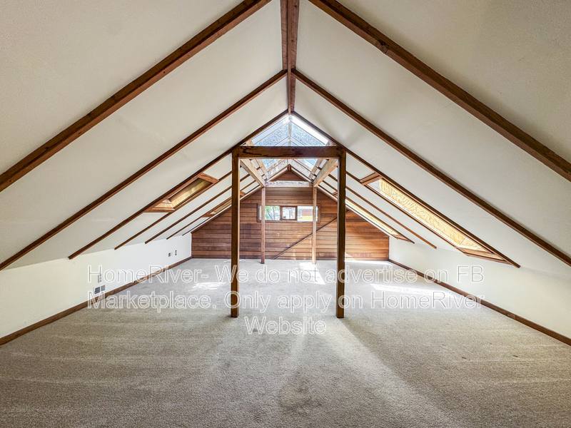 House for rent at 2800 F St, Sacramento, CA 95816