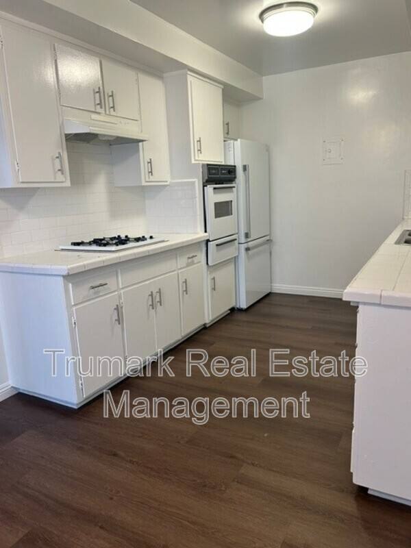 Apartment for rent at 1346 N Columbus Ave #3, Glendale, CA 91202