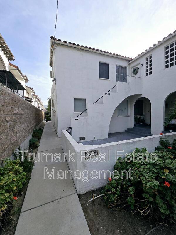 Apartment for rent at 1346 N Columbus Ave #3, Glendale, CA 91202