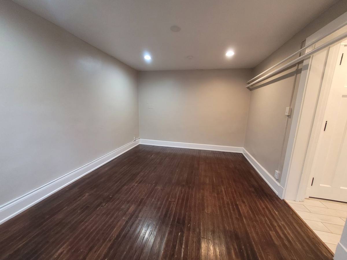 Apartment for rent at 1534 Woodland Ave, Des Moines, IA 50309