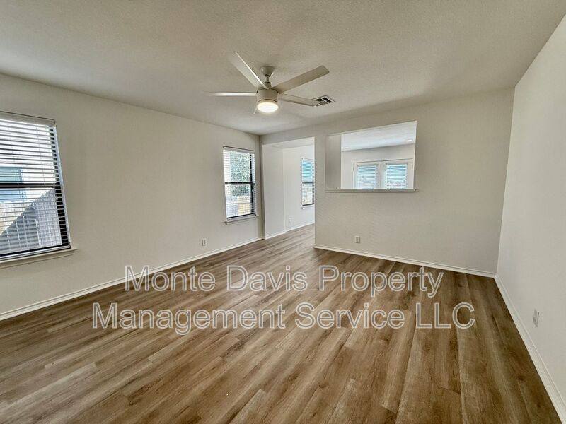 House for rent at 240 New Country Rd, Kyle, TX 78640