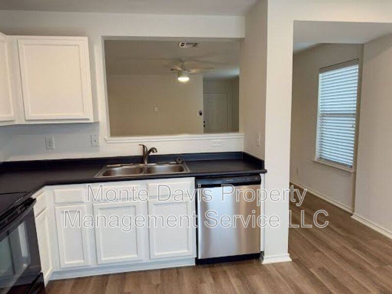 House for rent at 240 New Country Rd, Kyle, TX 78640