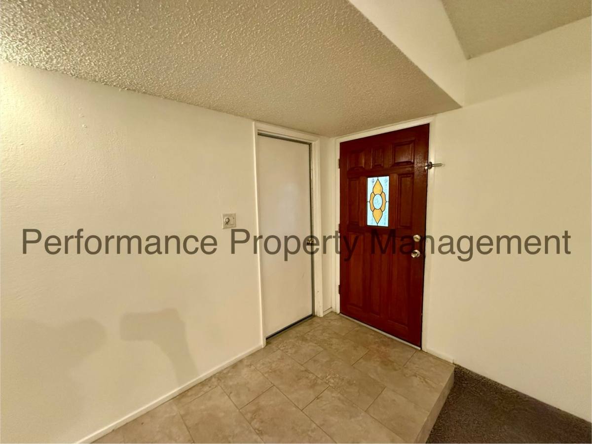 House for rent at 4513 Barry St, Bakersfield, CA 93307