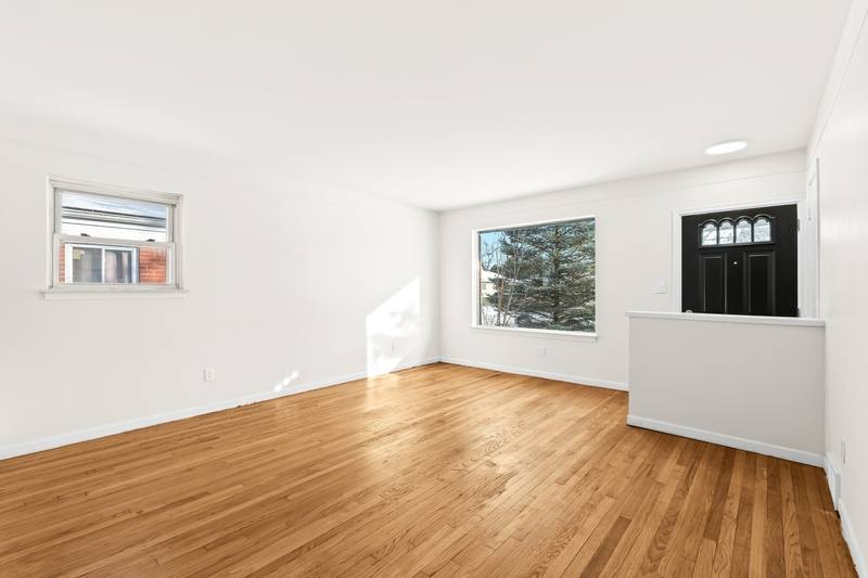 House for rent at 18405 Gillman St, Livonia, MI 48152