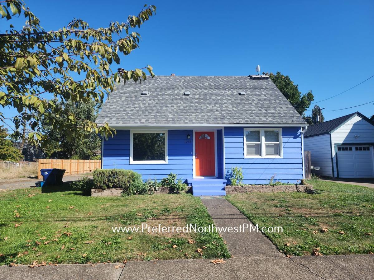 Townhouse for rent at 1059 4th St, Springfield, OR 97477