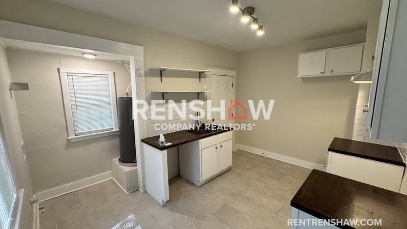 House for rent at 3298 Spottswood Ave, Memphis, TN 38111
