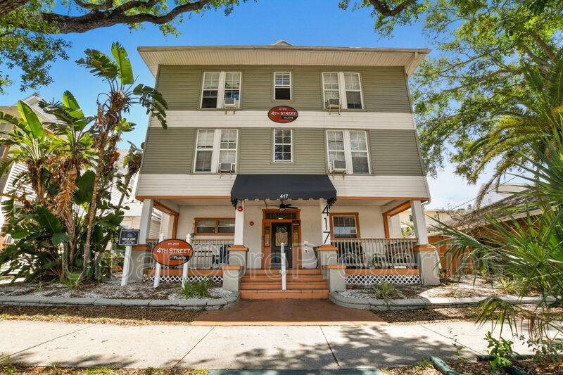 Apartment for rent at 417 4th St N #301, Saint Petersburg, FL 33701