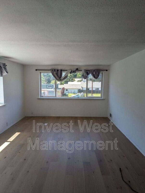 Apartment for rent at 277 Main St #4, Morton, WA 98356