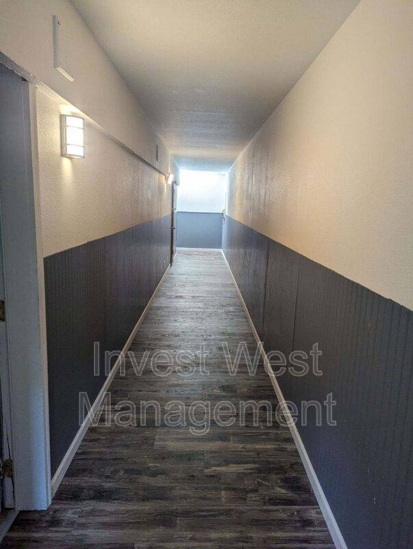 Apartment for rent at 277 Main St #4, Morton, WA 98356
