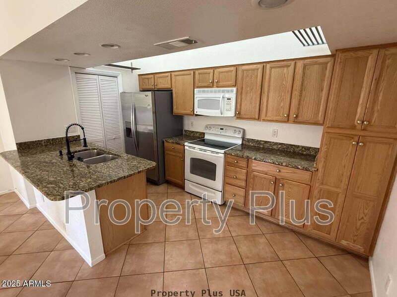 Condo for rent at 1432 W Emerald Ave #642, Mesa, AZ 85202