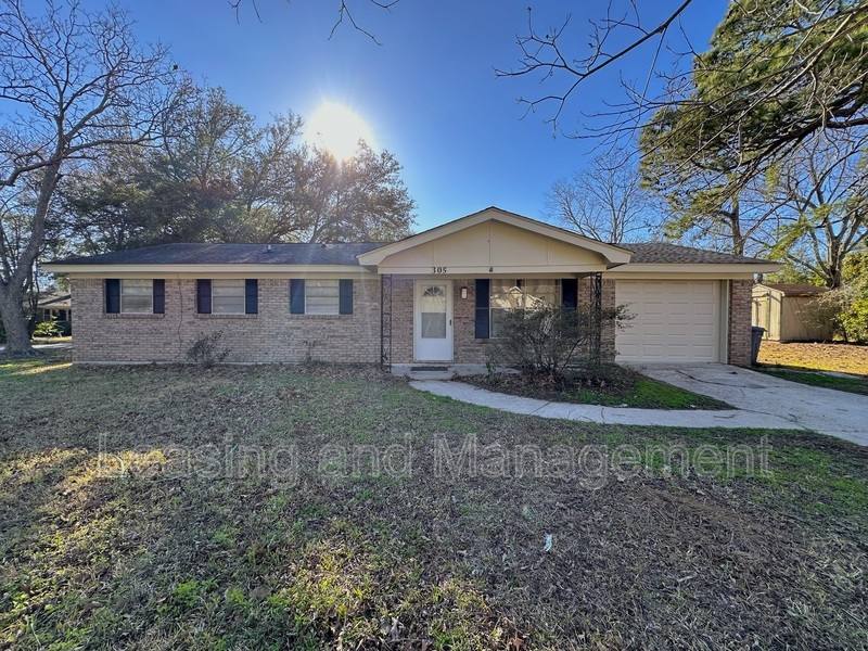 House for rent at 305 Millcreek Dr, Charleston, SC 29407