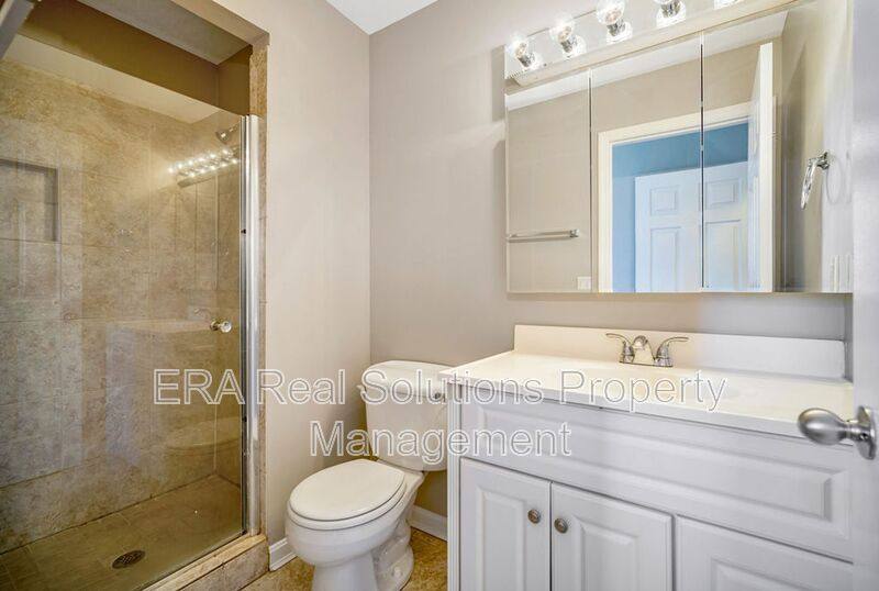 Apartment for rent at 2132 Gilbert Ave #A, Cincinnati, OH 45206