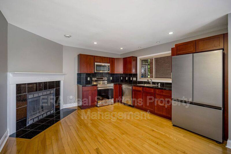 Apartment for rent at 2132 Gilbert Ave #A, Cincinnati, OH 45206