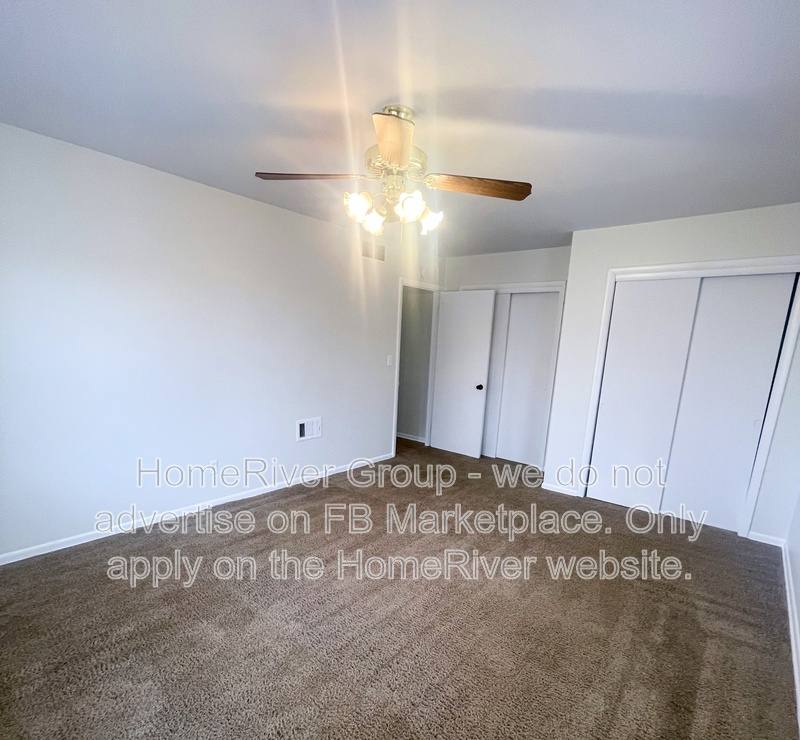 Apartment for rent at 110 SW 10th St #4, Blue Springs, MO 64015