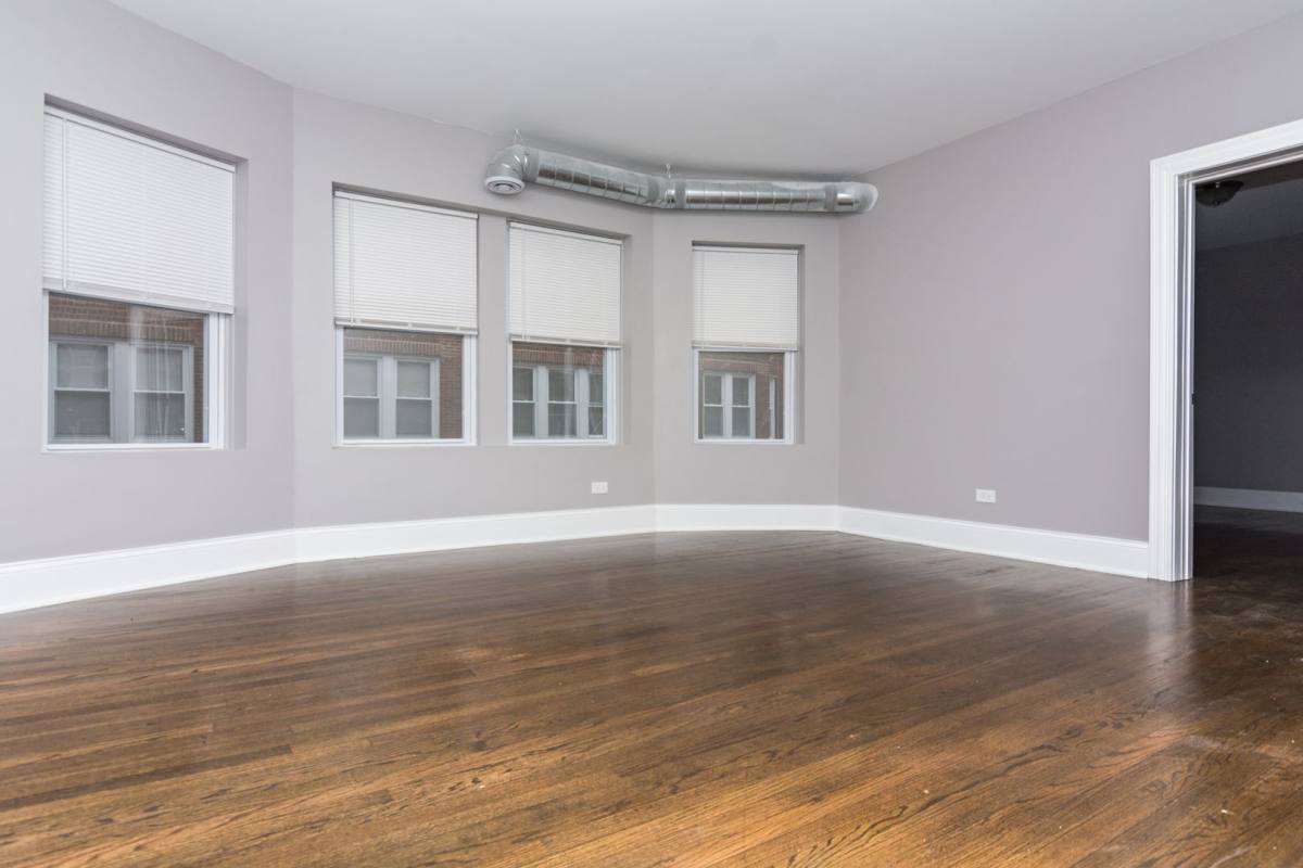 Apartment for rent at 7511 S Yale Ave, Chicago, IL 60620
