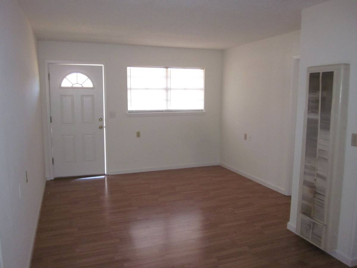 Apartment for rent at 2407 13th Ave, Canyon, TX 79015