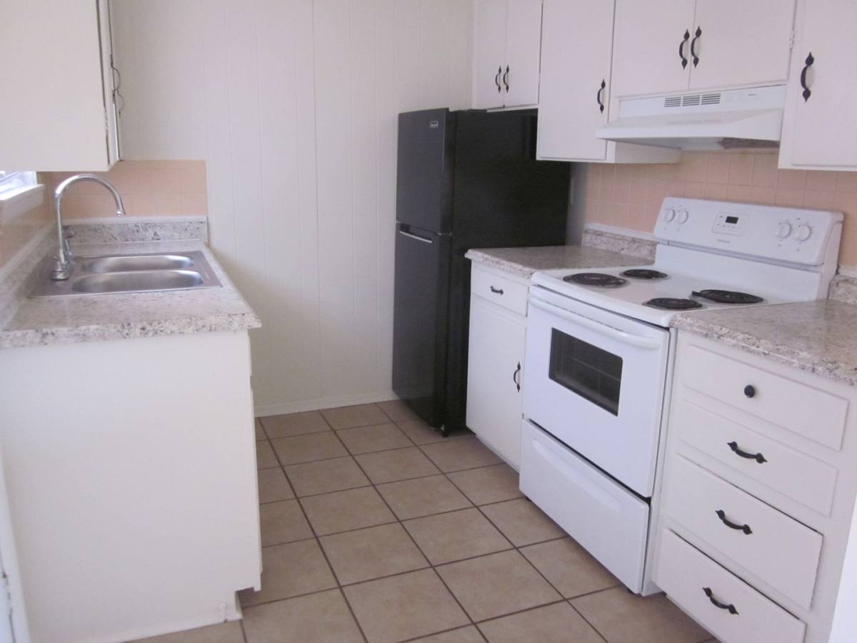 Apartment for rent at 2407 13th Ave, Canyon, TX 79015