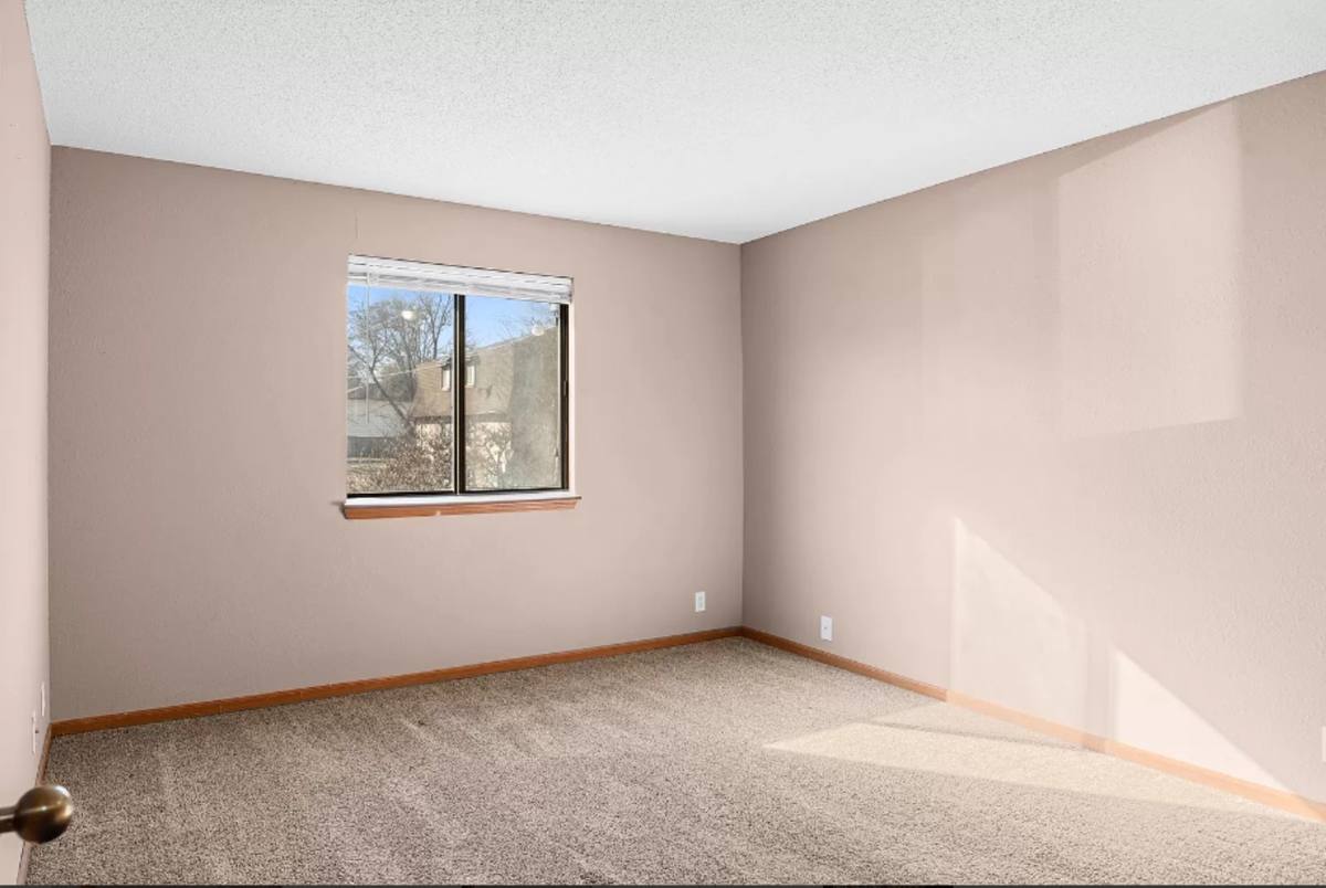 Apartment for rent at 920 N 2nd St, Leavenworth, KS 66048