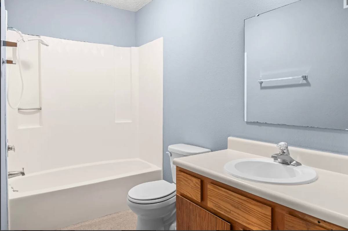 Apartment for rent at 920 N 2nd St, Leavenworth, KS 66048