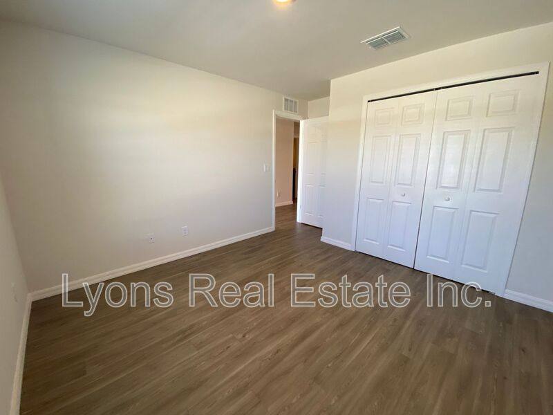 Apartment for rent at 604 Skyline Blvd, Cape Coral, FL 33991