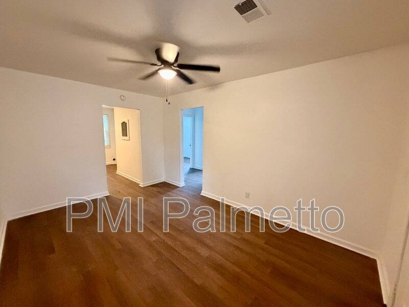 Apartment for rent at 1319 Hendrix St, Columbia, SC 29203