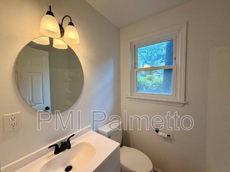 Apartment for rent at 1319 Hendrix St, Columbia, SC 29203