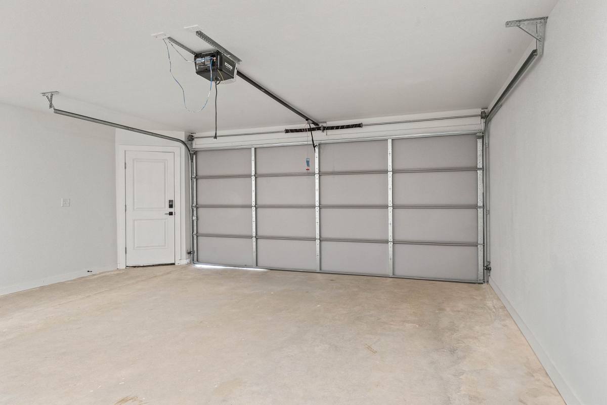 Townhouse for rent at 1985 S Vale Ave, Fayetteville, AR 72701