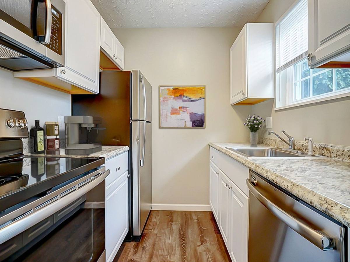 Apartment for rent at 6218 Cheviot Rd, Cincinnati, OH 45247