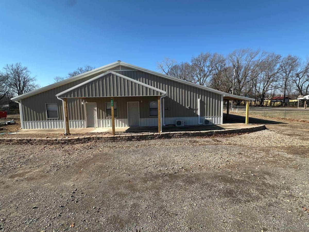 Apartment for rent at 1012 N Flint St, Stilwell, OK 74960