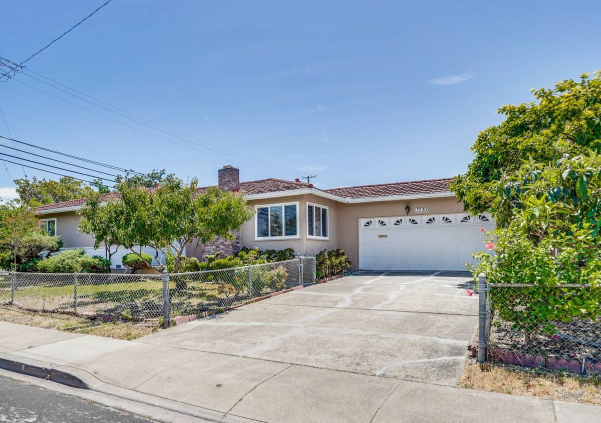 House for rent at 3000 Santa Maria Ave, Santa Clara, CA 95051