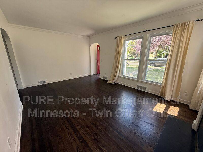House for rent at 2632 Toledo Ave S, Minneapolis, MN 55416