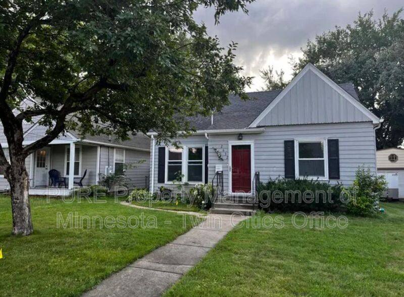 House for rent at 2632 Toledo Ave S, Minneapolis, MN 55416