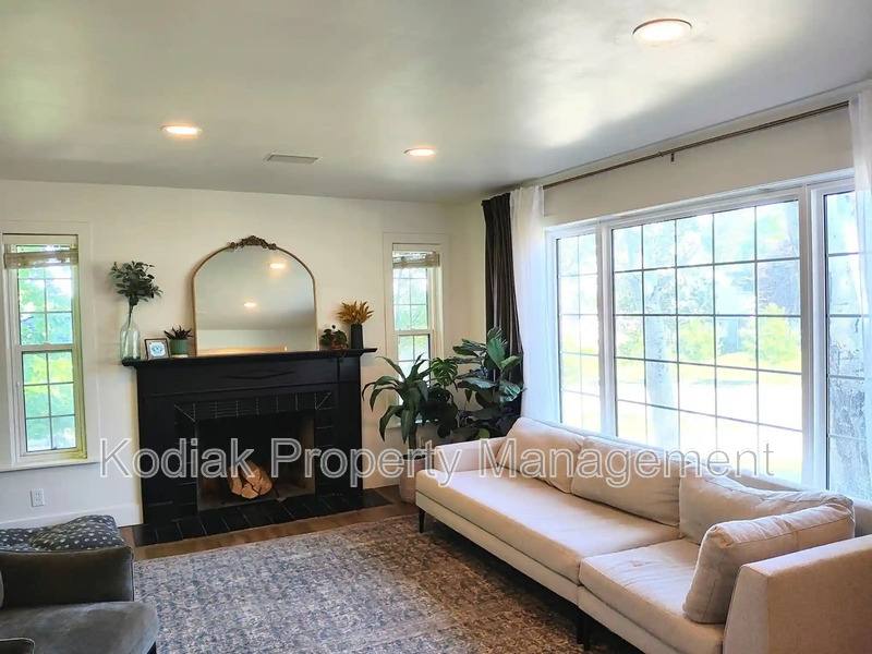 House for rent at 2540 E 1700 S, Salt Lake City, UT 84108