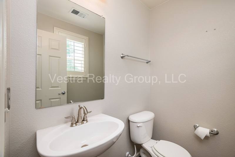 Apartment for rent at 17273 E Wyoming Place, Aurora, CO 80017