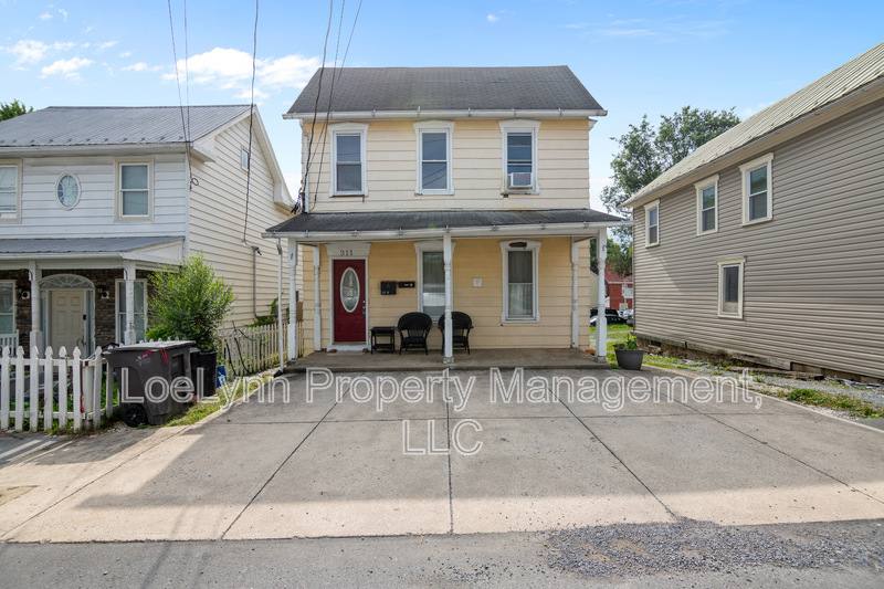 Apartment for rent at 311 Boyd Ave #A, Martinsburg, WV 25401