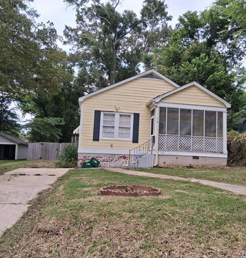 House for rent at 516 Hartfield St, Jackson, MS 39216
