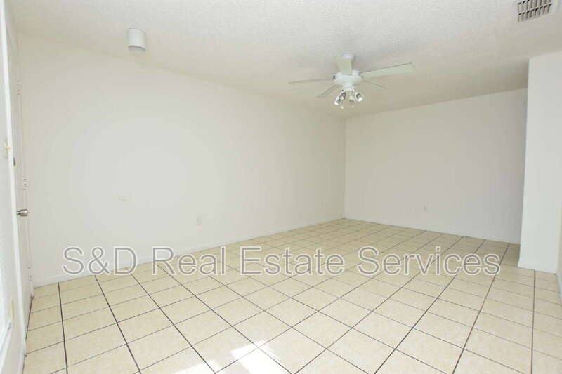 House for rent at 1019 Buccaneer Dr, Lakeland, FL 33801