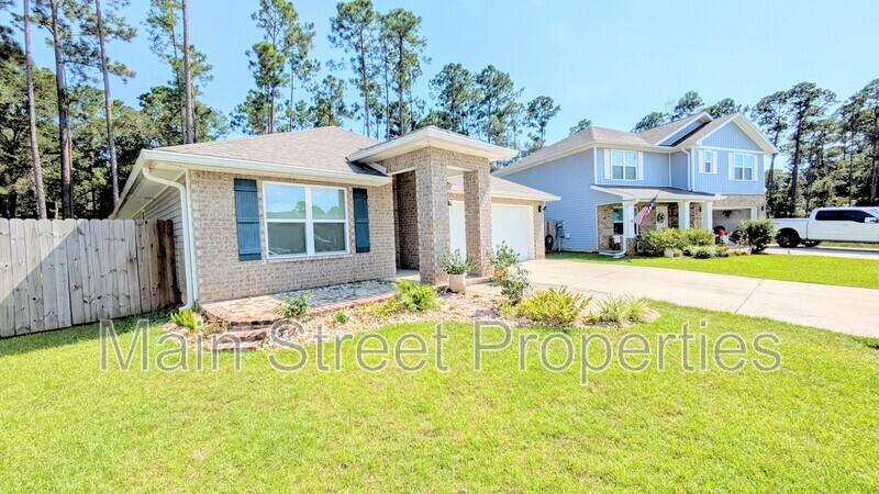 House for rent at 10557 Queens Gate Circle, Pensacola, FL 32506