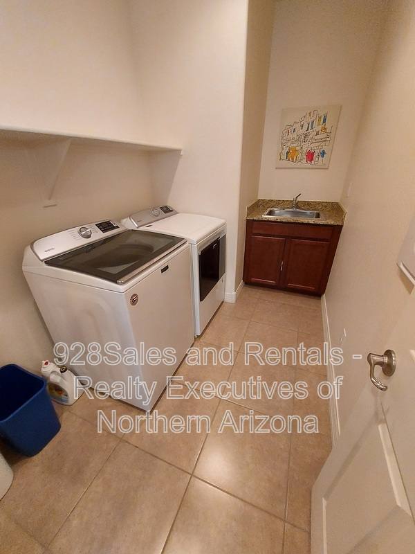 Townhouse for rent at 2868 W Presidio Dr, Flagstaff, AZ 86001