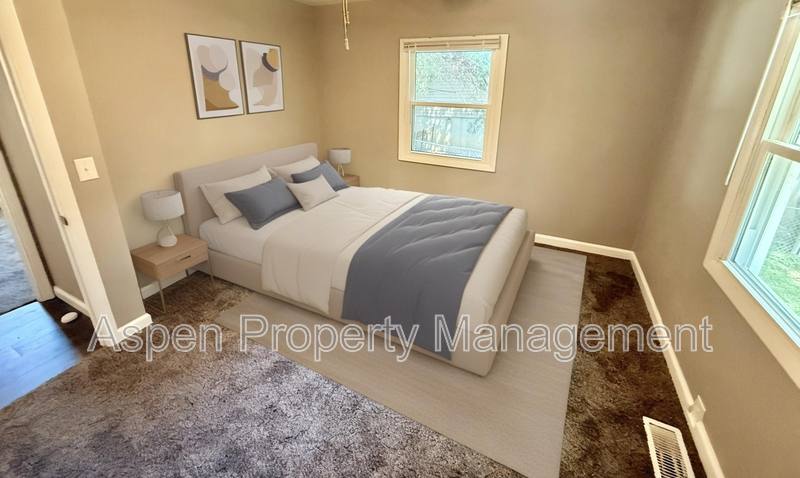 House for rent at 314 S Woodlawn Ave, Burlington, IA 52601