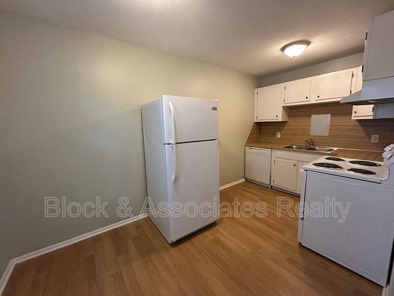 Condo for rent at 3816-H Country Club Rd, Winston Salem, NC 27104