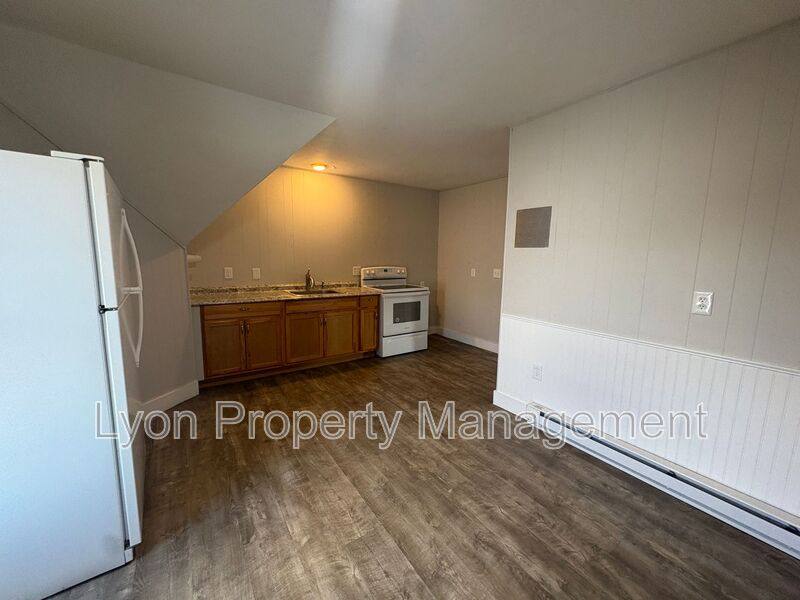 Apartment for rent at 16 W St #3, Westerly, RI 02891