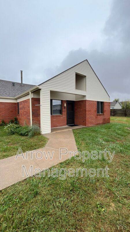Apartment for rent at 11141 N 137 Waverly #61, Waverly, NE 68462