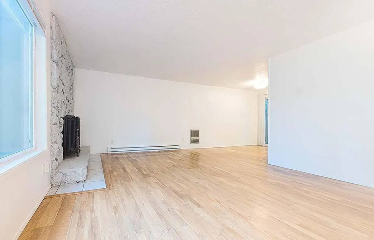 Apartment for rent at 2419-2423 NW Quimby St, Portland, OR 97210