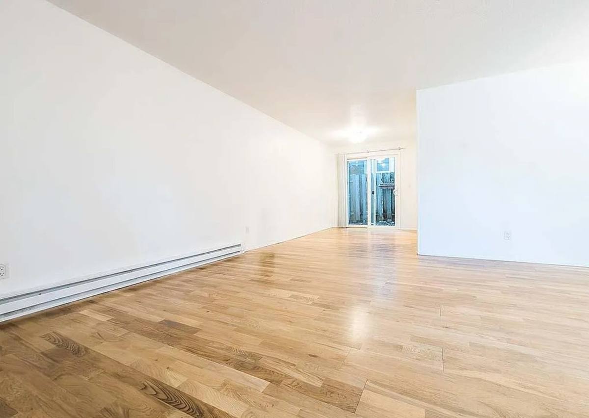 Apartment for rent at 2419-2423 NW Quimby St, Portland, OR 97210